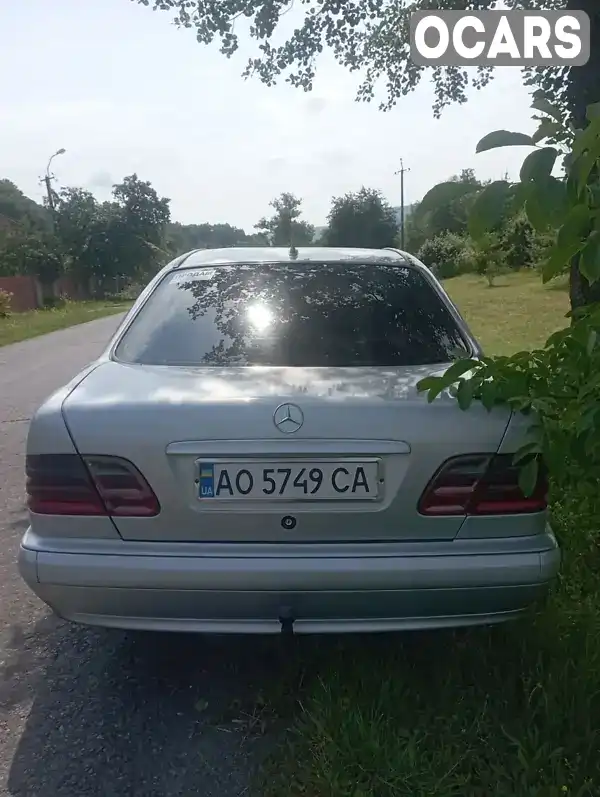 Седан Mercedes-Benz E-Class 1999 2.1 л. Автомат обл. Закарпатська, Ужгород - Фото 1/7