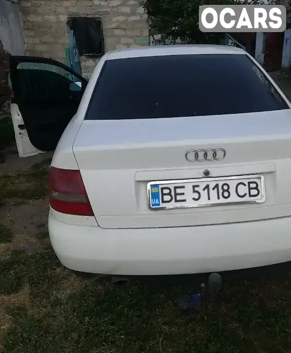 Универсал Audi A4 1995 1.6 л. Ручная / Механика обл. Полтавская, Кременчуг - Фото 1/4