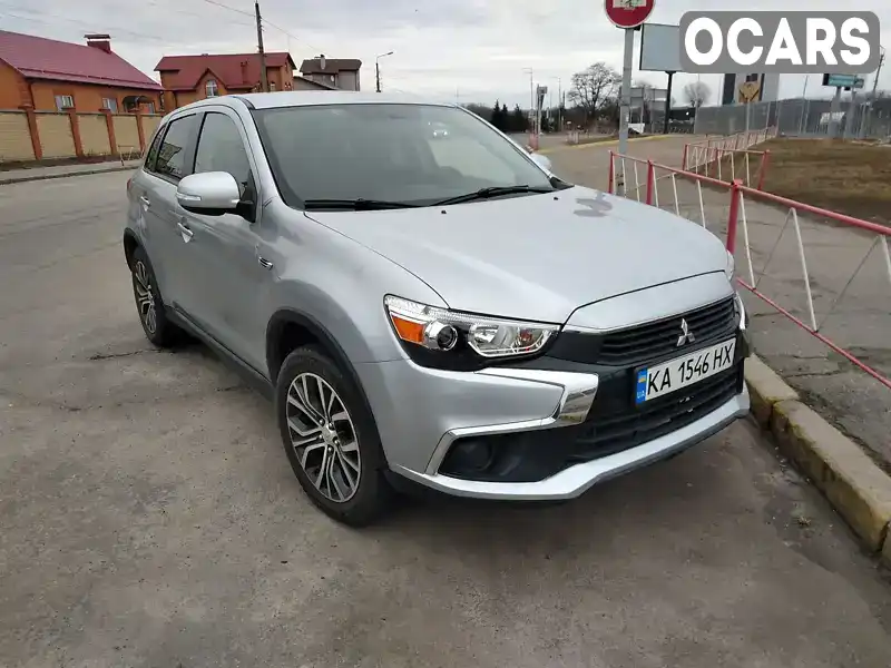 Внедорожник / Кроссовер Mitsubishi Outlander Sport 2017 2 л. Автомат обл. Киевская, Киев - Фото 1/8