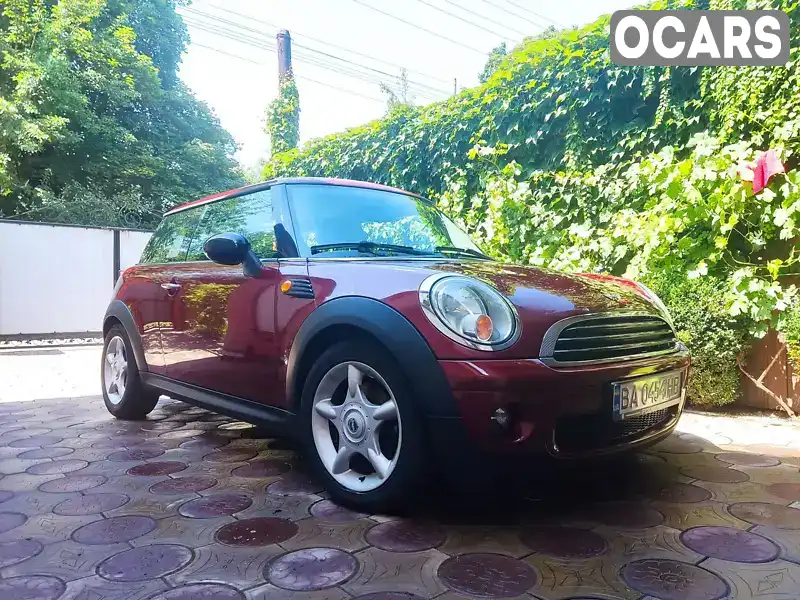 Седан MINI Hatch 2007 1.4 л. Ручная / Механика обл. Кировоградская, Александрия - Фото 1/11