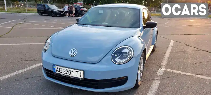 Хэтчбек Volkswagen Beetle 2015 1.8 л. Автомат обл. Днепропетровская, Днепр (Днепропетровск) - Фото 1/8