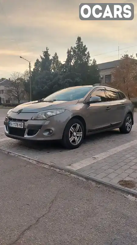 Универсал Renault Megane 2010 1.5 л. Ручная / Механика обл. Кировоградская, Кропивницкий (Кировоград) - Фото 1/21