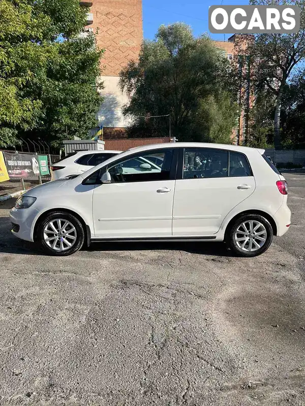 Хэтчбек Volkswagen Golf Plus 2010 1.6 л. Автомат обл. Полтавская, Полтава - Фото 1/8