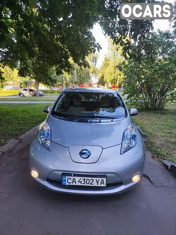 Хэтчбек Nissan Leaf 2012 null_content л. Автомат обл. Черкасская, Черкассы - Фото 1/21