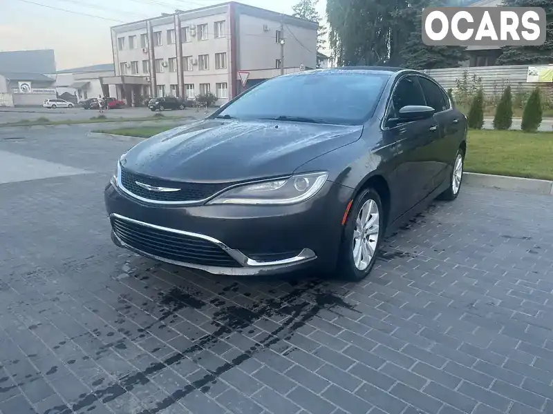 Седан Chrysler 200 2016 2.4 л. Автомат обл. Ровенская, Ровно - Фото 1/21