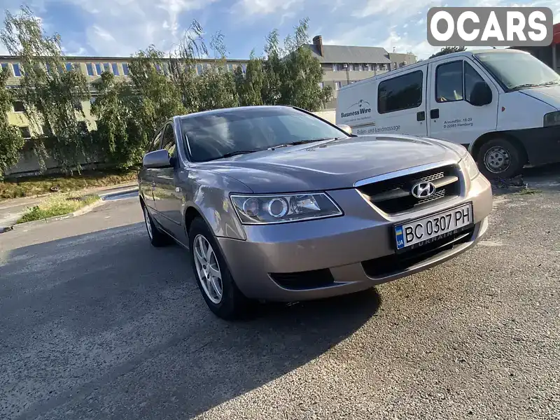 Седан Hyundai Sonata 2006 2 л. Ручна / Механіка обл. Львівська, Львів - Фото 1/14