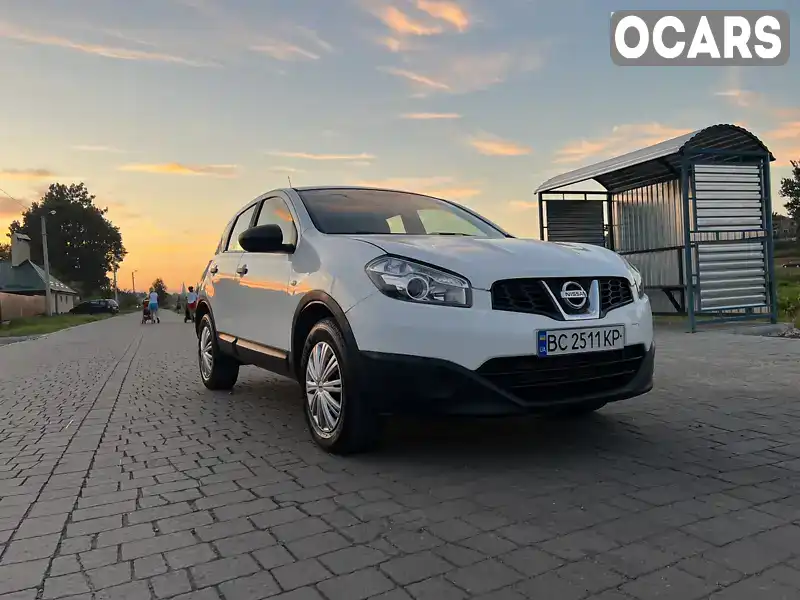 Позашляховик / Кросовер Nissan Qashqai 2013 1.6 л. Ручна / Механіка обл. Львівська, Львів - Фото 1/17