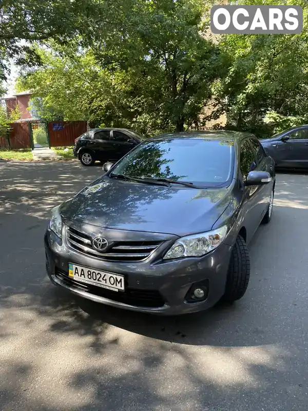 Седан Toyota Corolla 2011 1.6 л. Автомат обл. Київська, Київ - Фото 1/21