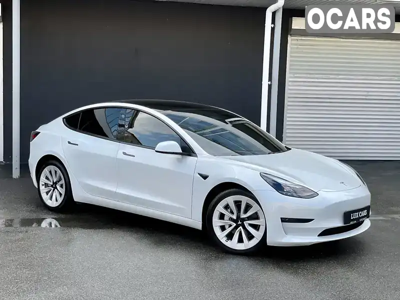 Седан Tesla Model 3 2021 null_content л. Автомат обл. Киевская, Киев - Фото 1/21