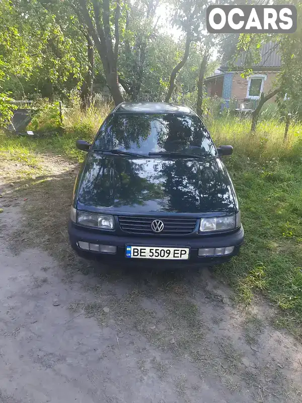 Седан Volkswagen Passat 1994 1.98 л. Ручная / Механика обл. Николаевская, Первомайск - Фото 1/9