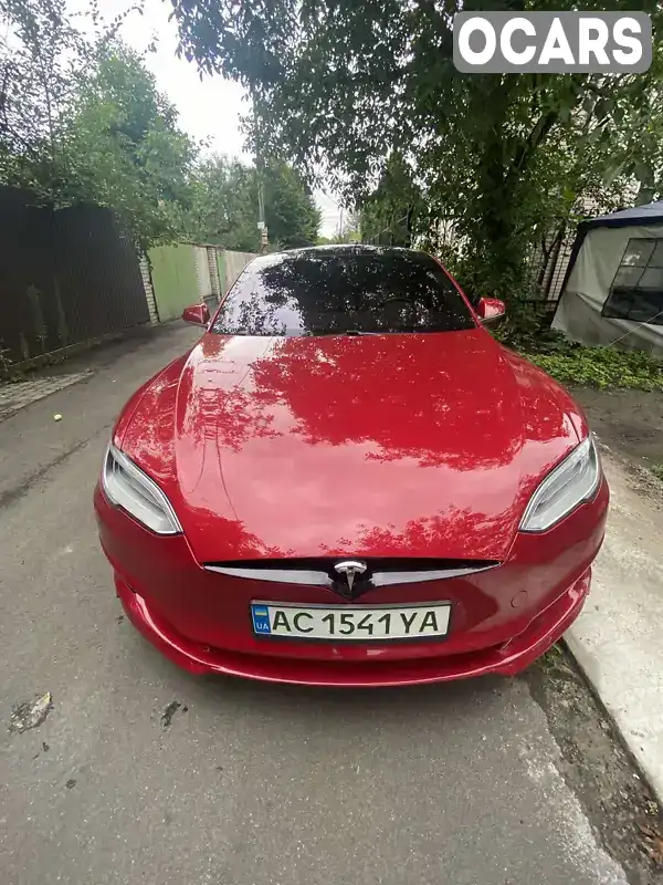 Лифтбек Tesla Model S 2015 null_content л. обл. Киевская, Киев - Фото 1/21