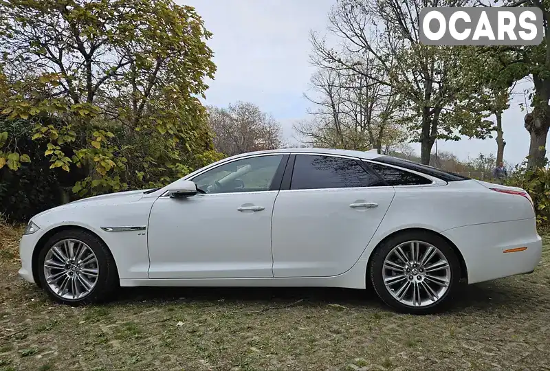 Седан Jaguar XJ 2013 3 л. Типтроник обл. Киевская, Киев - Фото 1/21