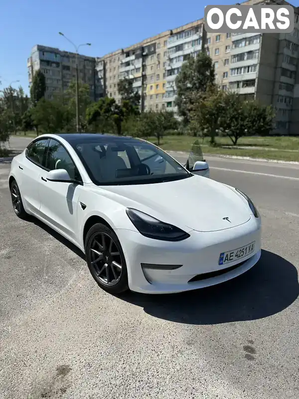 Седан Tesla Model 3 2021 null_content л. обл. Дніпропетровська, Кам'янське (Дніпродзержинськ) - Фото 1/20