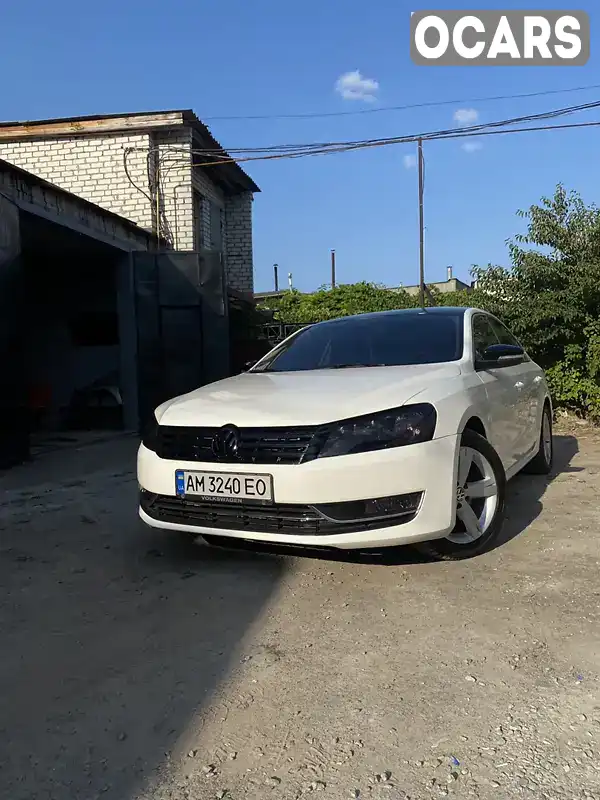 Седан Volkswagen Passat 2013 1.8 л. Автомат обл. Житомирська, Житомир - Фото 1/21