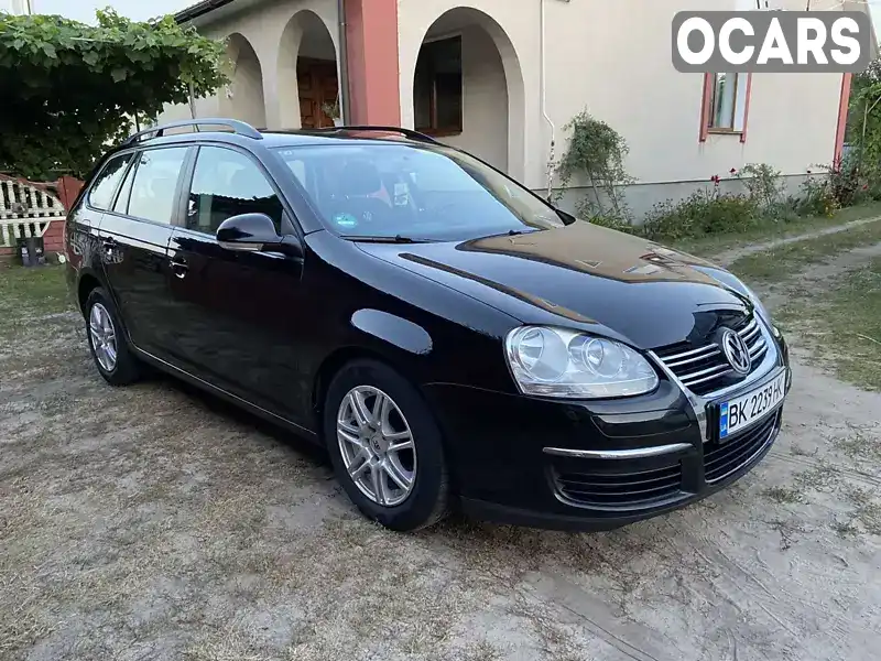 Універсал Volkswagen Golf 2008 1.6 л. Ручна / Механіка обл. Рівненська, Березне - Фото 1/21