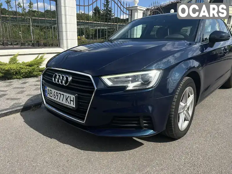 Хэтчбек Audi A3 2019 1.6 л. Робот обл. Винницкая, Винница - Фото 1/21