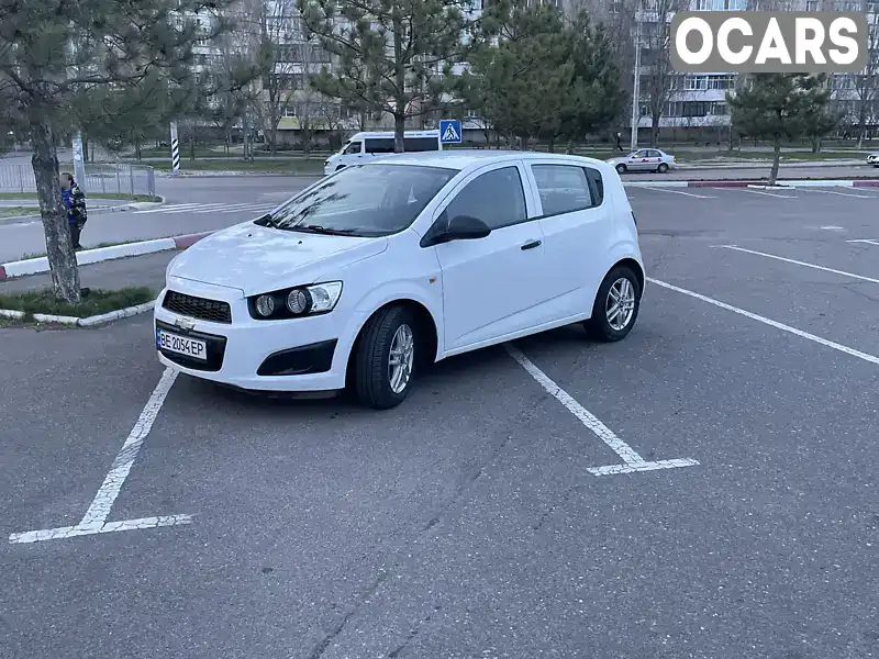 Хэтчбек Chevrolet Aveo 2011 1.3 л. Ручная / Механика обл. Николаевская, Николаев - Фото 1/21