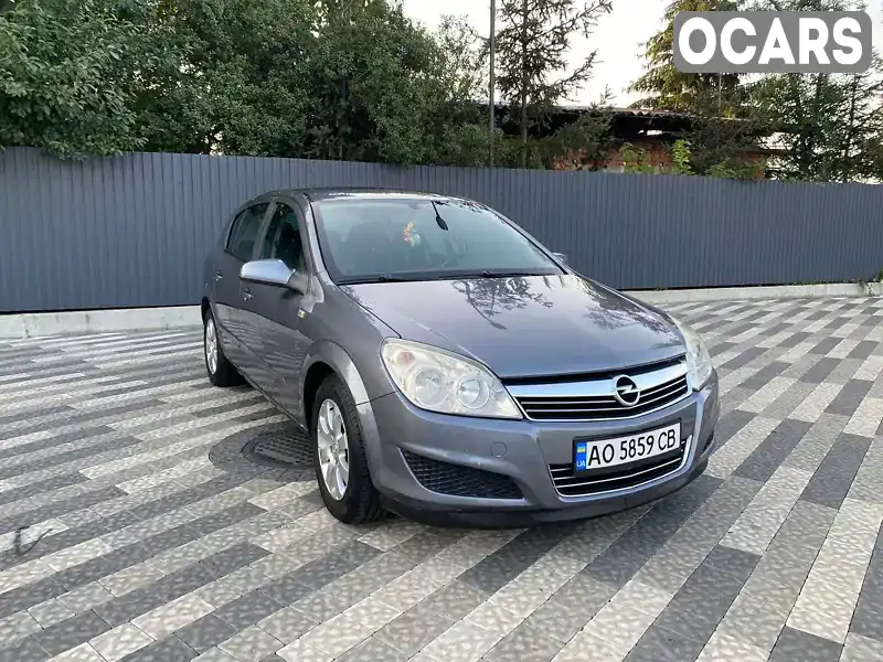 Хетчбек Opel Astra 2007 1.6 л. Ручна / Механіка обл. Закарпатська, Ужгород - Фото 1/21