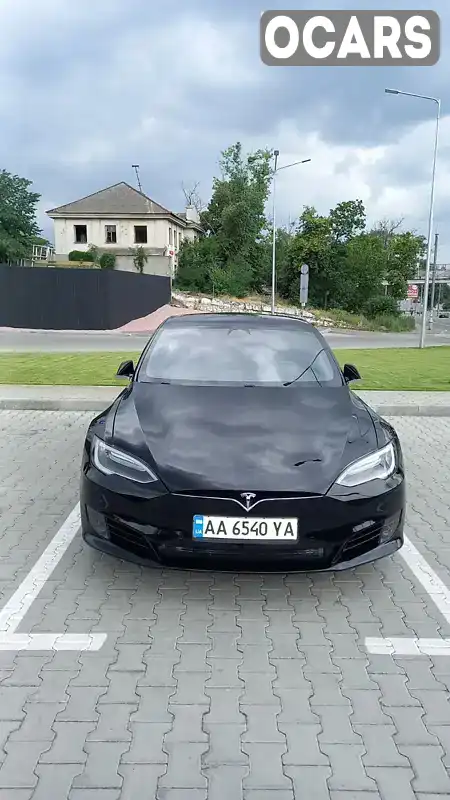 Лифтбек Tesla Model S 2017 null_content л. Автомат обл. Киевская, Киев - Фото 1/21