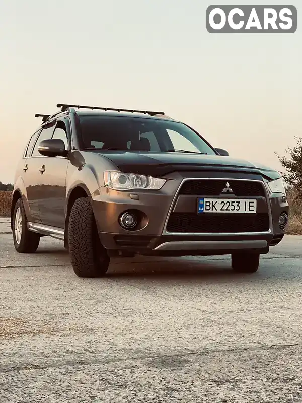 Внедорожник / Кроссовер Mitsubishi Outlander 2009 1.97 л. Ручная / Механика обл. Ровенская, Сарны - Фото 1/21