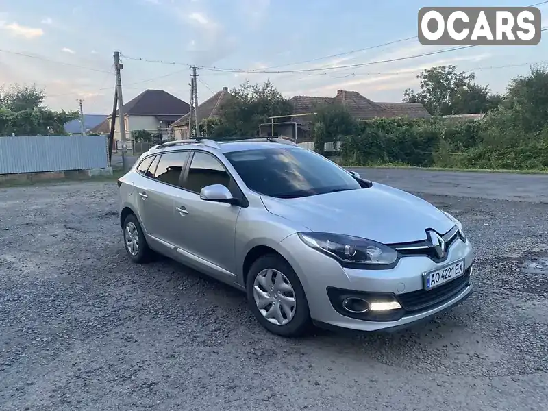 Универсал Renault Megane 2015 1.4 л. Ручная / Механика обл. Закарпатская, Ужгород - Фото 1/11