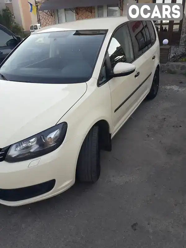 Микровэн Volkswagen Touran 2014 1.97 л. Автомат обл. Львовская, Львов - Фото 1/8