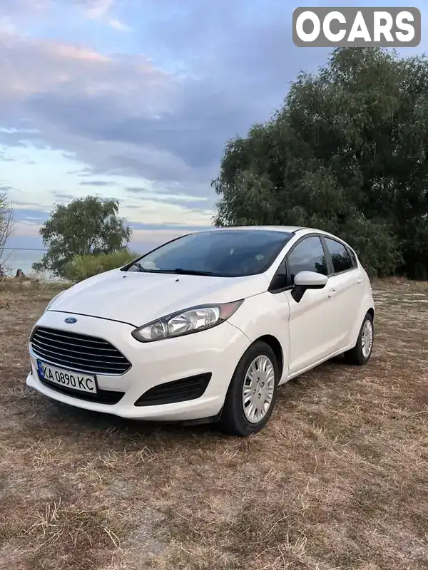 Хэтчбек Ford Fiesta 2016 1.6 л. Автомат обл. Киевская, Киев - Фото 1/14