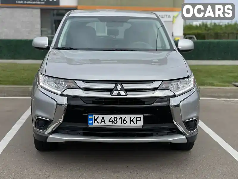 Позашляховик / Кросовер Mitsubishi Outlander 2018 2.36 л. Автомат обл. Київська, Київ - Фото 1/21