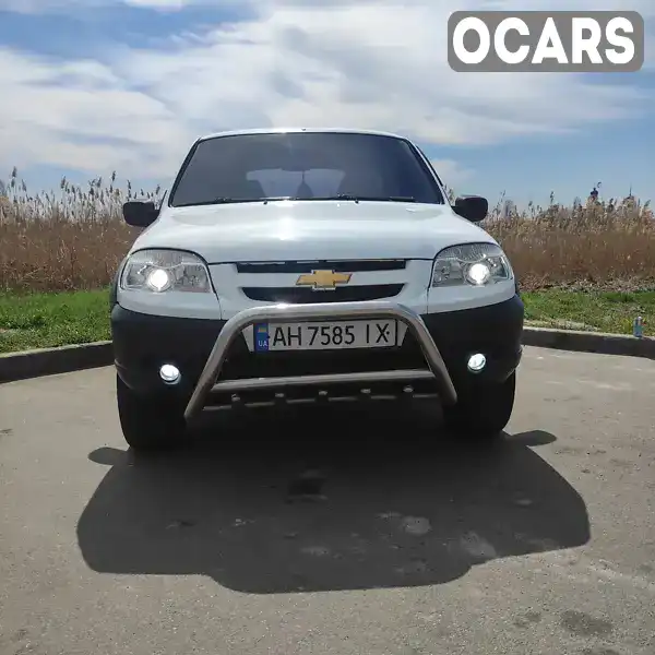 Внедорожник / Кроссовер Chevrolet Niva 2009 1.7 л. Ручная / Механика обл. Донецкая, Славянск - Фото 1/15