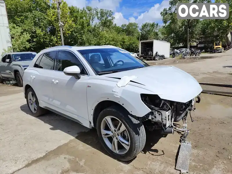 Позашляховик / Кросовер Audi Q3 2020 2 л. Автомат обл. Київська, Київ - Фото 1/20