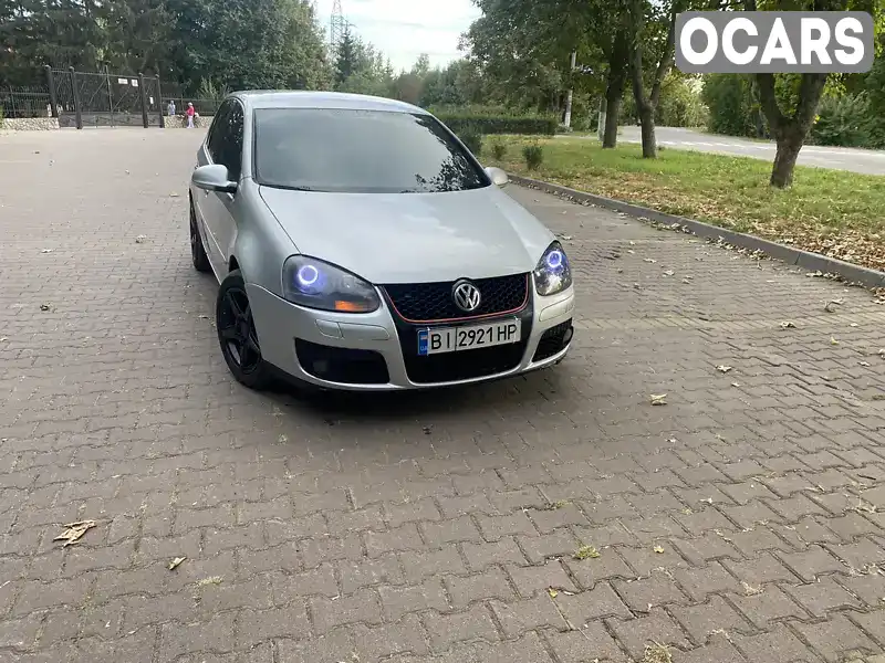 Хэтчбек Volkswagen Golf 2004 2 л. Ручная / Механика обл. Полтавская, Миргород - Фото 1/5