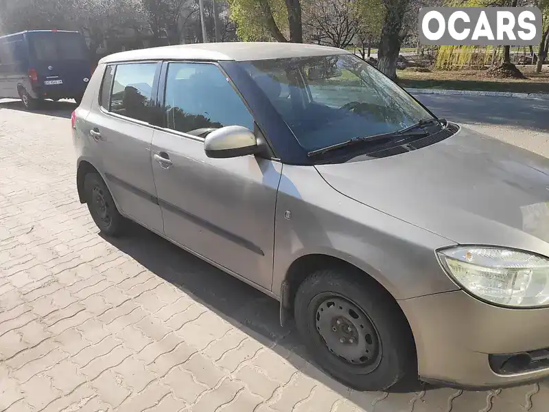 Хэтчбек Skoda Fabia 2008 1.4 л. обл. Днепропетровская, Днепр (Днепропетровск) - Фото 1/12