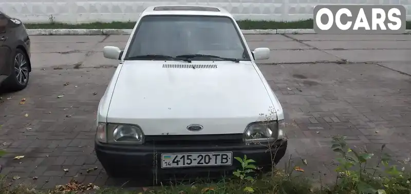 Лифтбек Ford Escort 1988 1.3 л. обл. Львовская, Червоноград - Фото 1/8