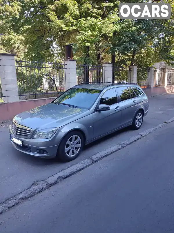 Универсал Mercedes-Benz C-Class 2010 2.2 л. Ручная / Механика обл. Одесская, Одесса - Фото 1/12