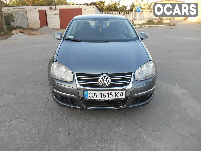 Седан Volkswagen Jetta 2009 1.39 л. Ручна / Механіка обл. Київська, Богуслав - Фото 1/18