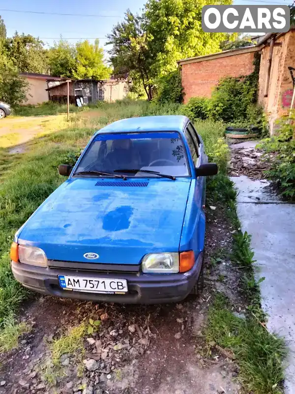 Седан Ford Orion 1986 1.4 л. Ручная / Механика обл. Житомирская, Бердичев - Фото 1/8