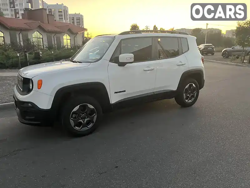 Внедорожник / Кроссовер Jeep Renegade 2016 2.36 л. Автомат обл. Киевская, Вышневое - Фото 1/21