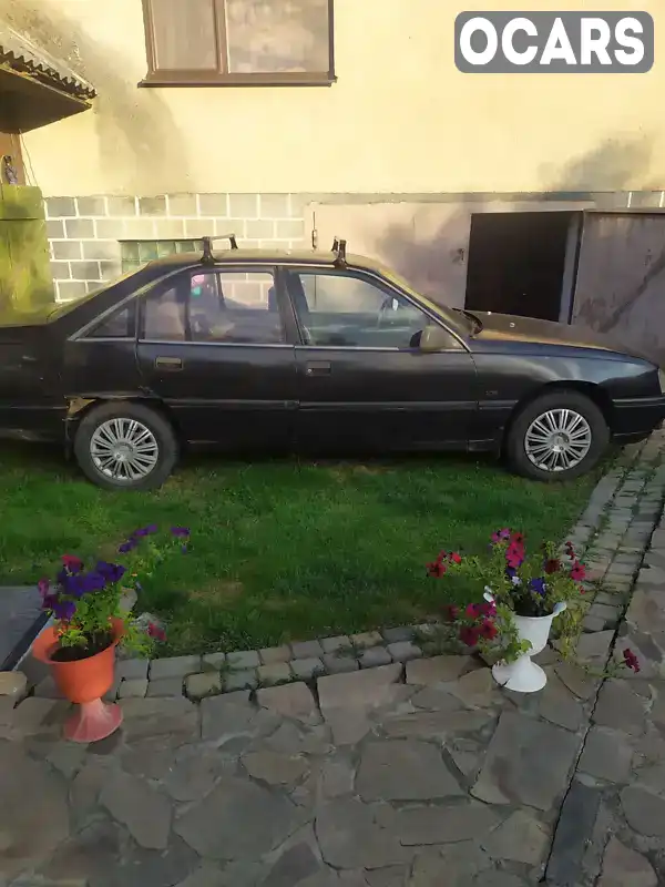 Седан Opel Omega 1988 2.3 л. Ручная / Механика обл. Закарпатская, Ужгород - Фото 1/4