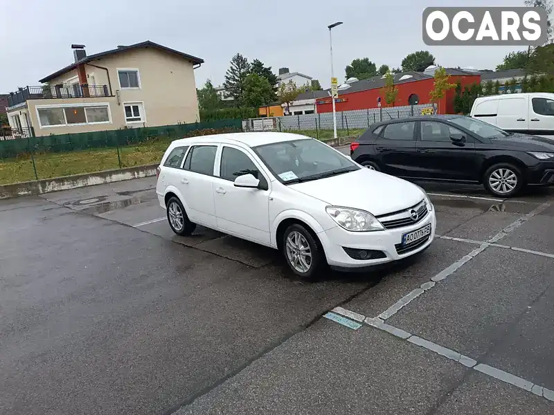 Універсал Opel Astra 2010 1.7 л. Ручна / Механіка обл. Закарпатська, Тячів - Фото 1/15