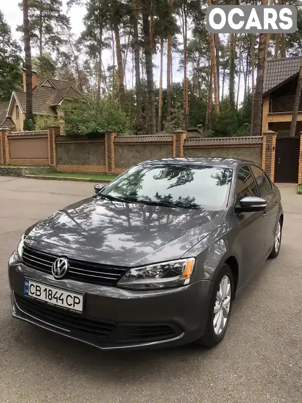 Седан Volkswagen Jetta 2011 2.48 л. Автомат обл. Киевская, Киев - Фото 1/21