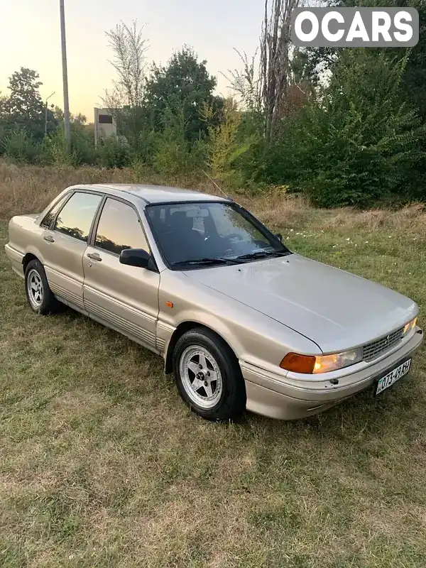 Седан Mitsubishi Galant 1988 2 л. Ручная / Механика обл. Днепропетровская, Желтые Воды - Фото 1/11