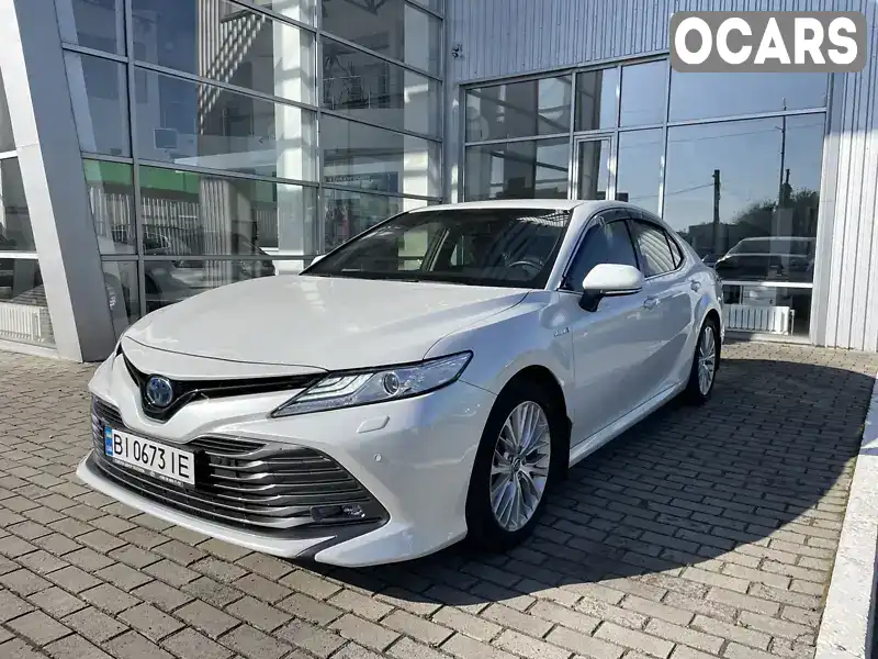 Седан Toyota Camry 2020 2.49 л. обл. Полтавська, Полтава - Фото 1/21