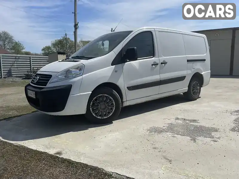 Минивэн Fiat Scudo 2008 2 л. Ручная / Механика обл. Кировоградская, Гайворон - Фото 1/12