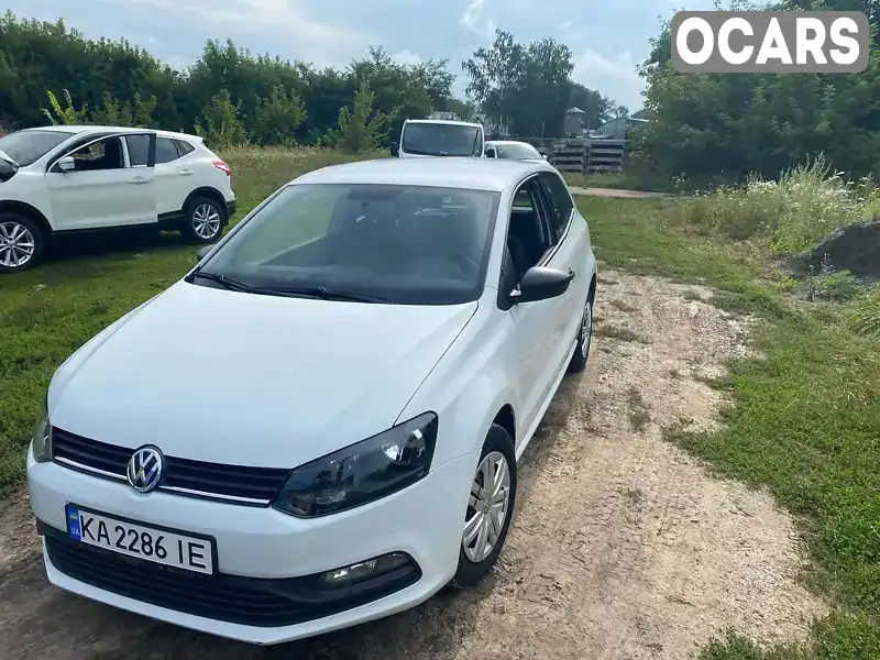 Хэтчбек Volkswagen Polo 2015 1.2 л. Ручная / Механика обл. Черниговская, Нежин - Фото 1/8