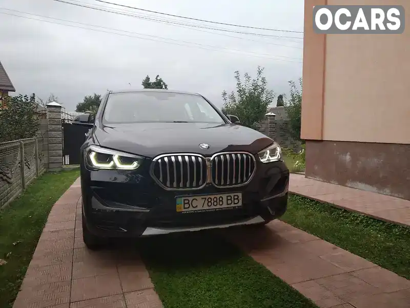 Внедорожник / Кроссовер BMW X1 2020 2 л. Автомат обл. Ровенская, Ровно - Фото 1/11