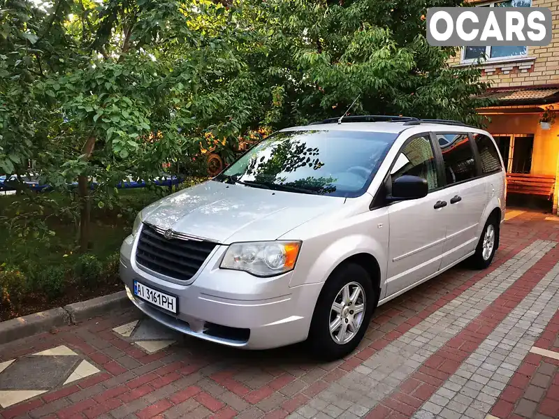 Минивэн Chrysler Grand Voyager 2009 2.78 л. Автомат обл. Киевская, Киев - Фото 1/13