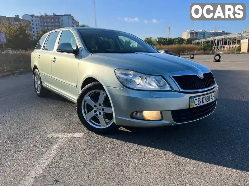 Універсал Skoda Octavia 2010 1.99 л. Автомат обл. Чернігівська, Чернігів - Фото 1/21