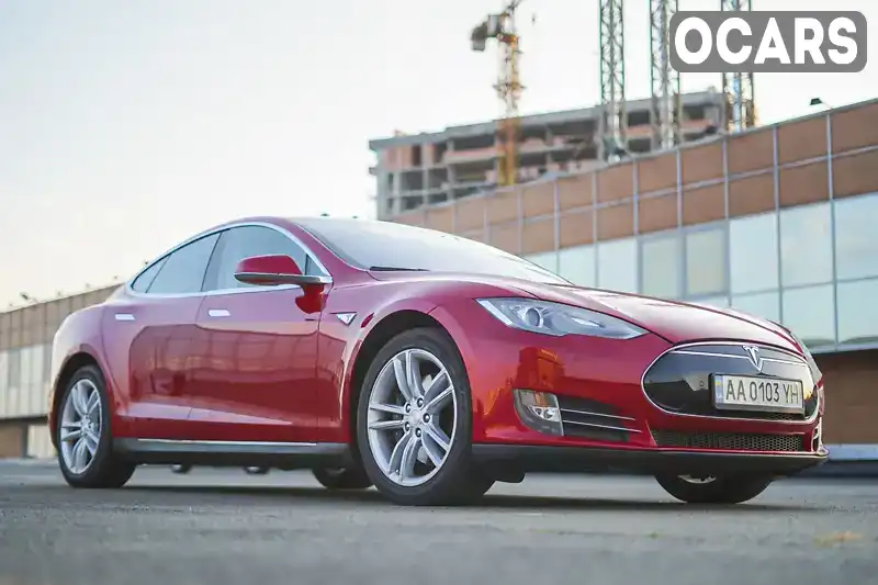 Ліфтбек Tesla Model S 2014 null_content л. Автомат обл. Київська, Київ - Фото 1/21