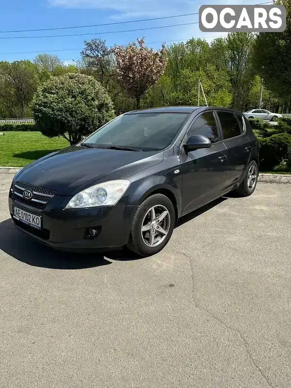 Хэтчбек Kia Ceed 2008 1.6 л. Ручная / Механика обл. Днепропетровская, Днепр (Днепропетровск) - Фото 1/10