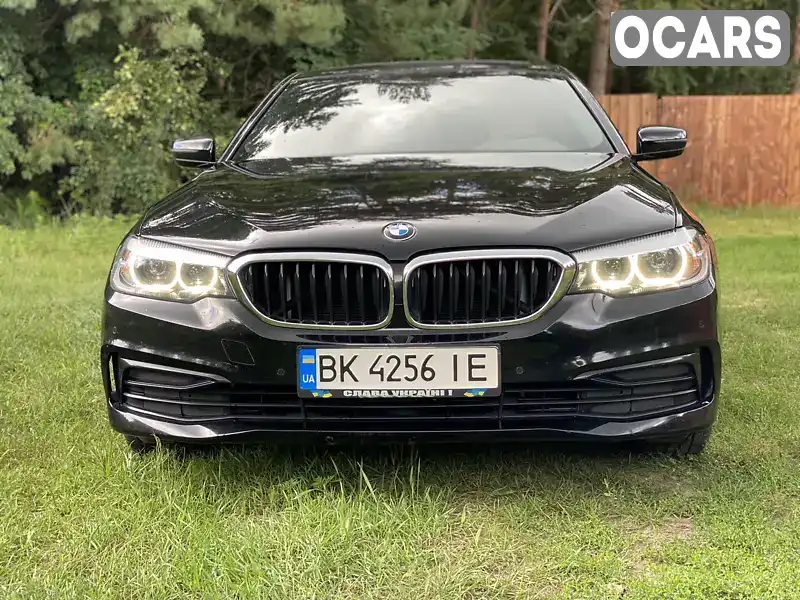 Седан BMW 5 Series 2018 2 л. Автомат обл. Ровенская, Ровно - Фото 1/21